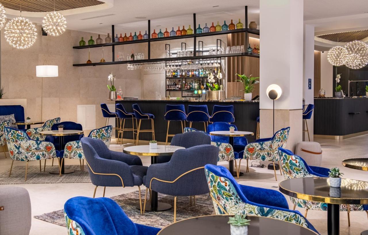 Golden Tulip Lyon Ouest Techlid Hotel & Spa Limonest Εξωτερικό φωτογραφία