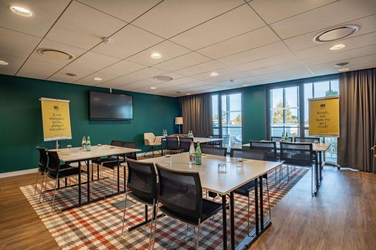 Golden Tulip Lyon Ouest Techlid Hotel & Spa Limonest Εξωτερικό φωτογραφία