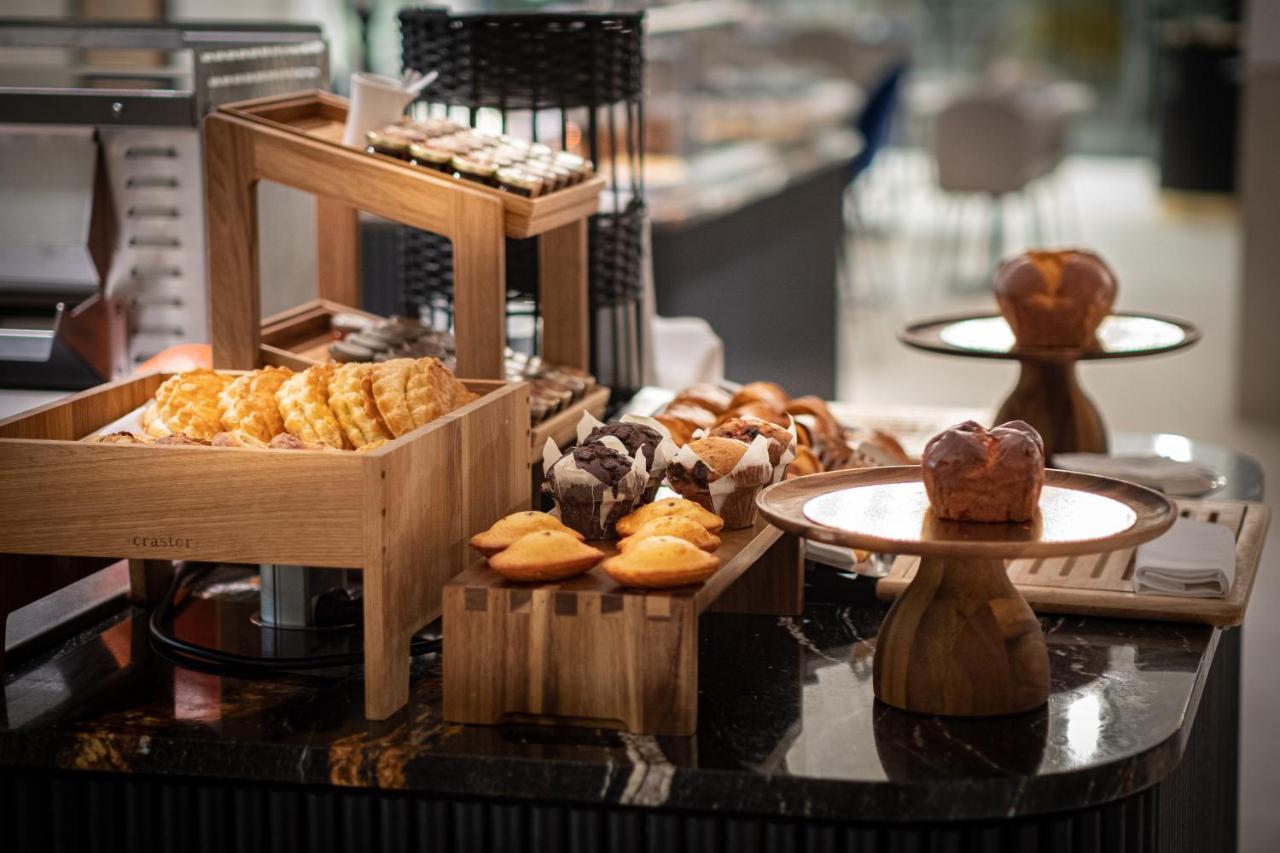Golden Tulip Lyon Ouest Techlid Hotel & Spa Limonest Εξωτερικό φωτογραφία