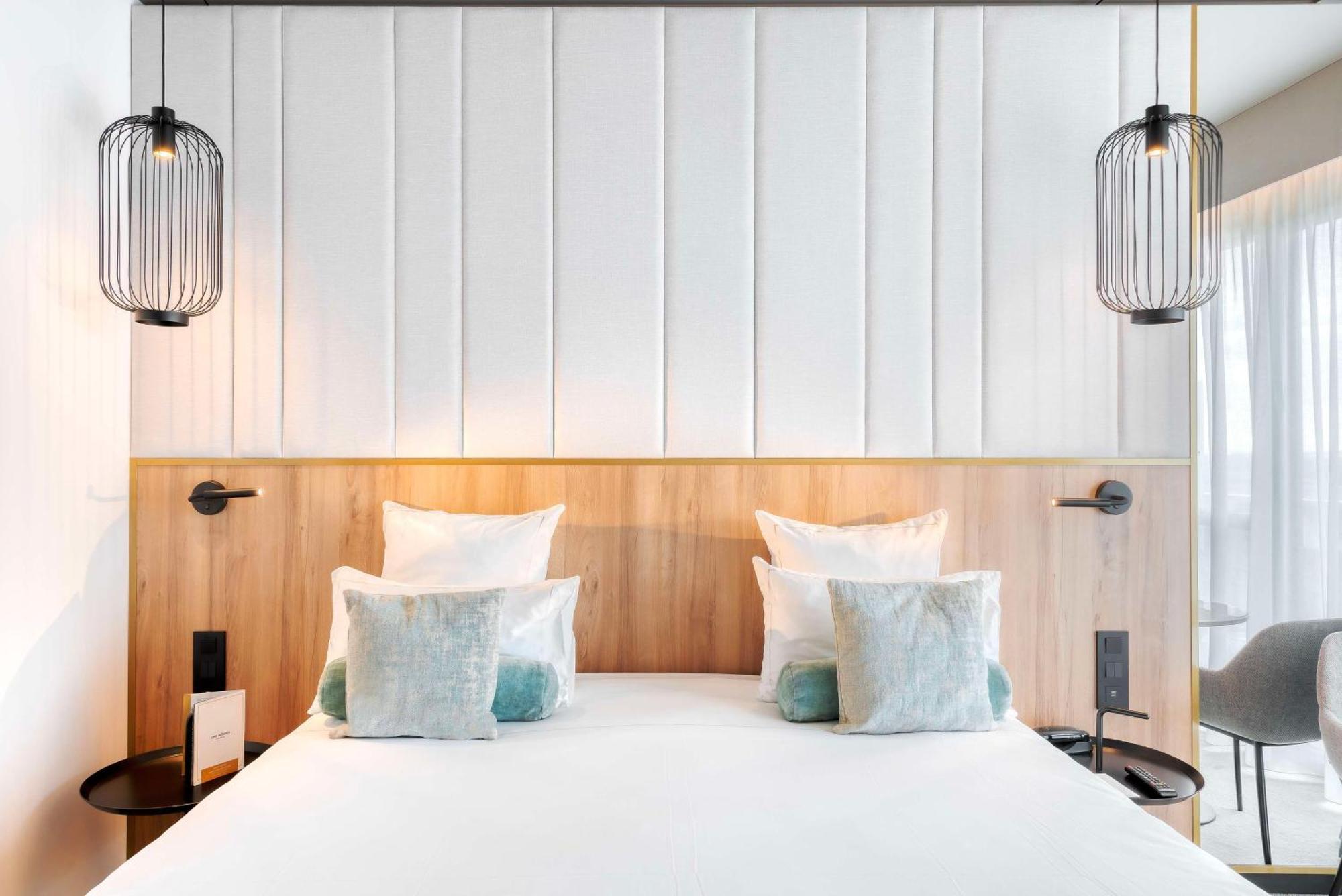 Golden Tulip Lyon Ouest Techlid Hotel & Spa Limonest Εξωτερικό φωτογραφία