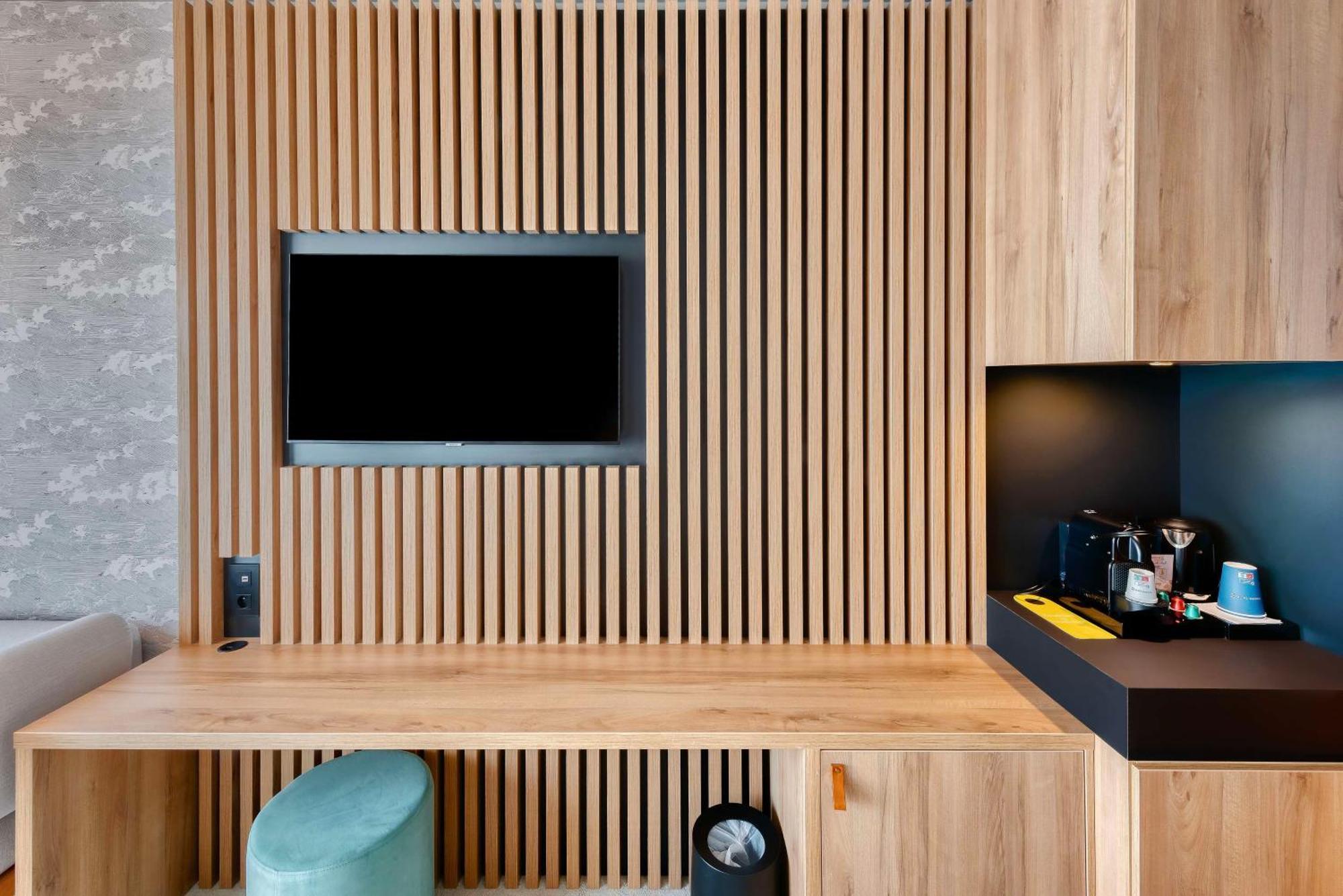 Golden Tulip Lyon Ouest Techlid Hotel & Spa Limonest Εξωτερικό φωτογραφία