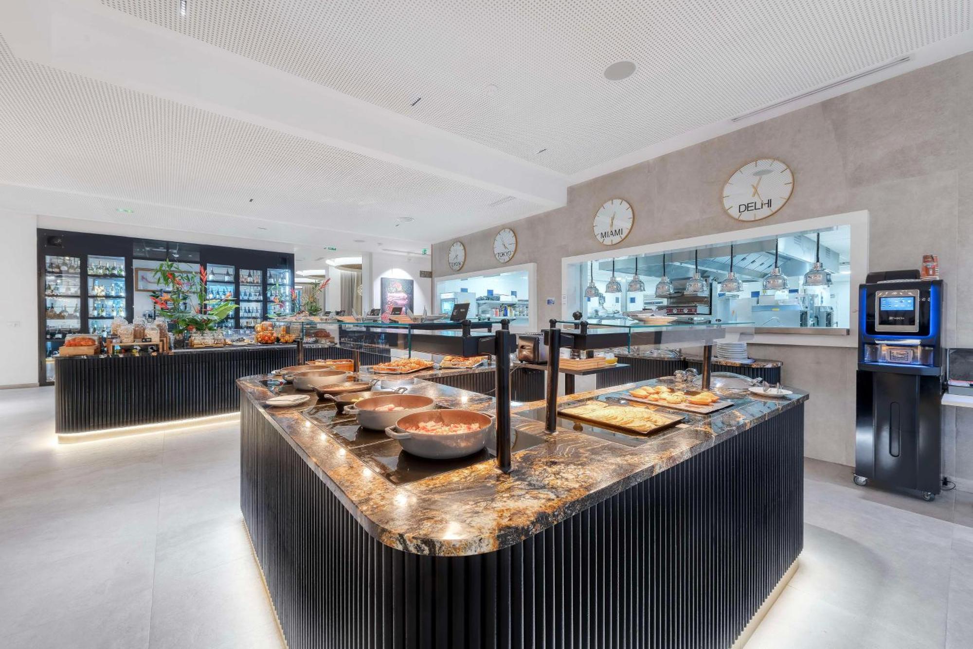 Golden Tulip Lyon Ouest Techlid Hotel & Spa Limonest Εξωτερικό φωτογραφία